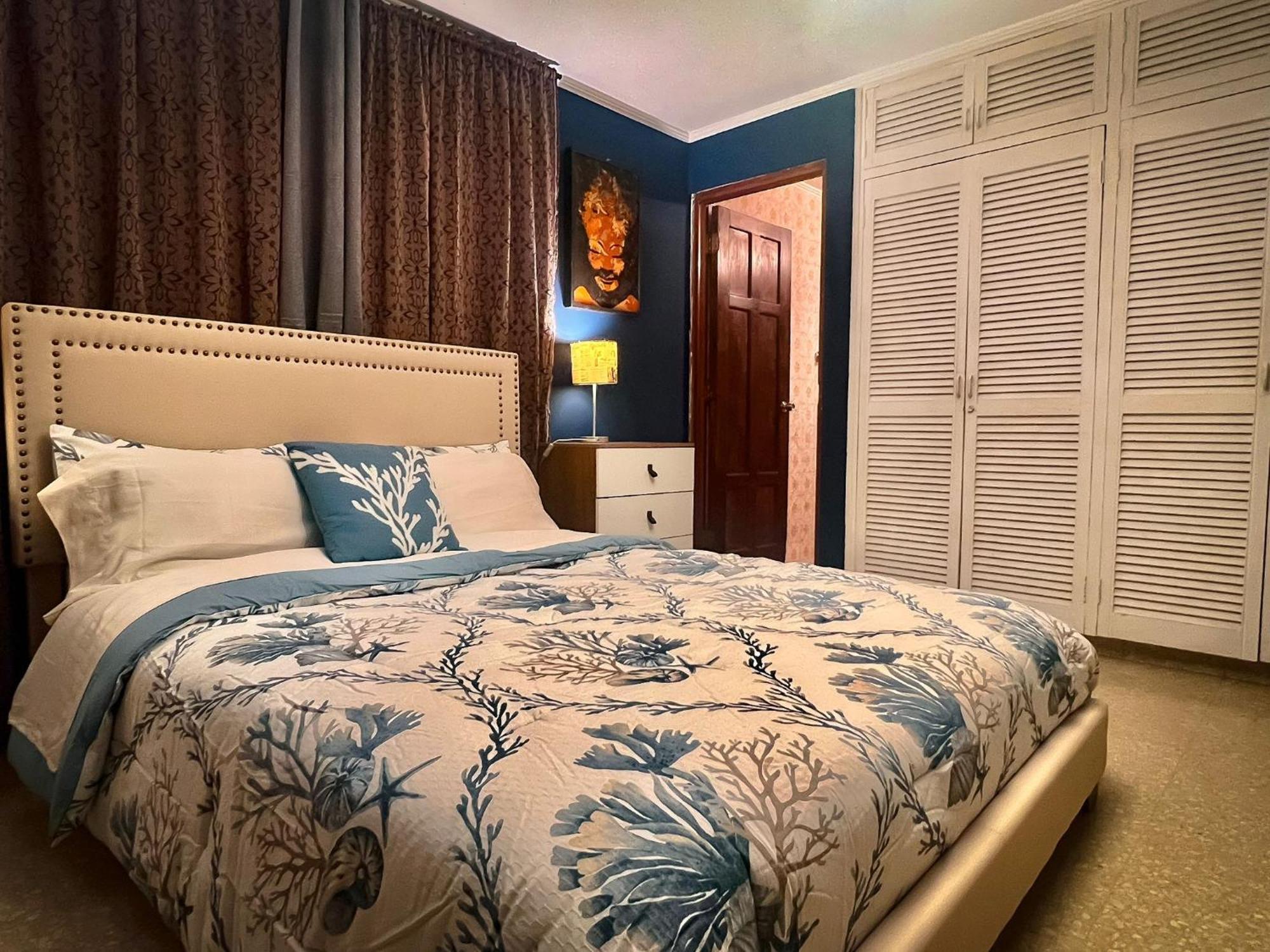 Orho Marbella * Panama Stadt